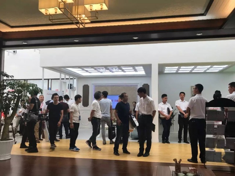 容聲集成吊頂嘉興展現(xiàn)場(chǎng)